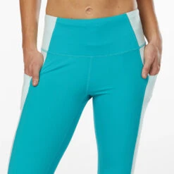 Women's Korsa Performer Tech Crop Legging 30 Women's Korsa Performer Tech Crop Legging -BROOKS Shoes Shop 5wxcucpsan