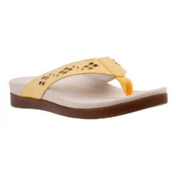 Women's Spenco Laguna '22 Stud -BROOKS Shoes Shop akpzttleef