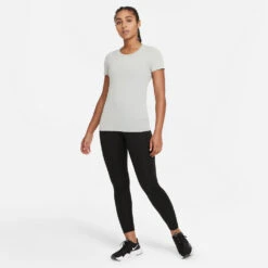 Women's Nike Dri-FIT ADV Aura Slim Short Sleeve Top -BROOKS Shoes Shop lrfbwawpws