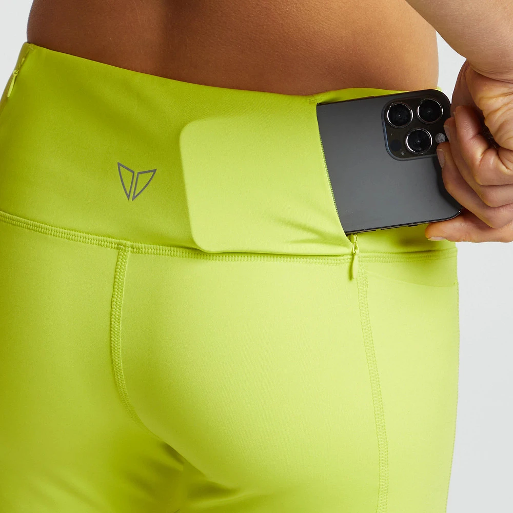 Women's Korsa Hypnotic Compression 3.5" Short 5 Women's Korsa Hypnotic Compression 3.5" Short - Image 5