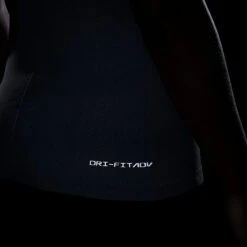 Women's Nike Dri-FIT ADV Aura Slim Short Sleeve Top -BROOKS Shoes Shop ypiapwosan