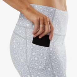 Women's Korsa Luxe Capri Tight 16 Women's Korsa Luxe Capri Tight -BROOKS Shoes Shop ywaroiouau